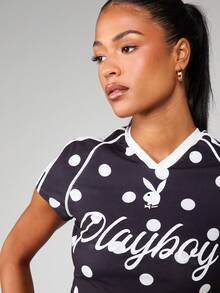 Missguided x Playboy Áo bóng đá chấm bi tay ngắn crop top cổ chữ V và số thể thao - Đen và trắng - Xem 5