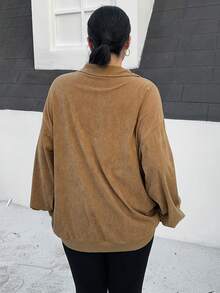 Dazy Plus Áo nỉ nữ cỡ lớn dáng rộng, khóa kéo nửa thân, dây rút, màu trơn, kiểu dáng đường phố. - Màu Khaki - Xem 2