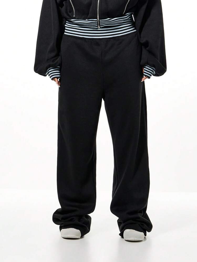 SUMWON WOMEN Oversized Joggers With Contrast Stripe Detail