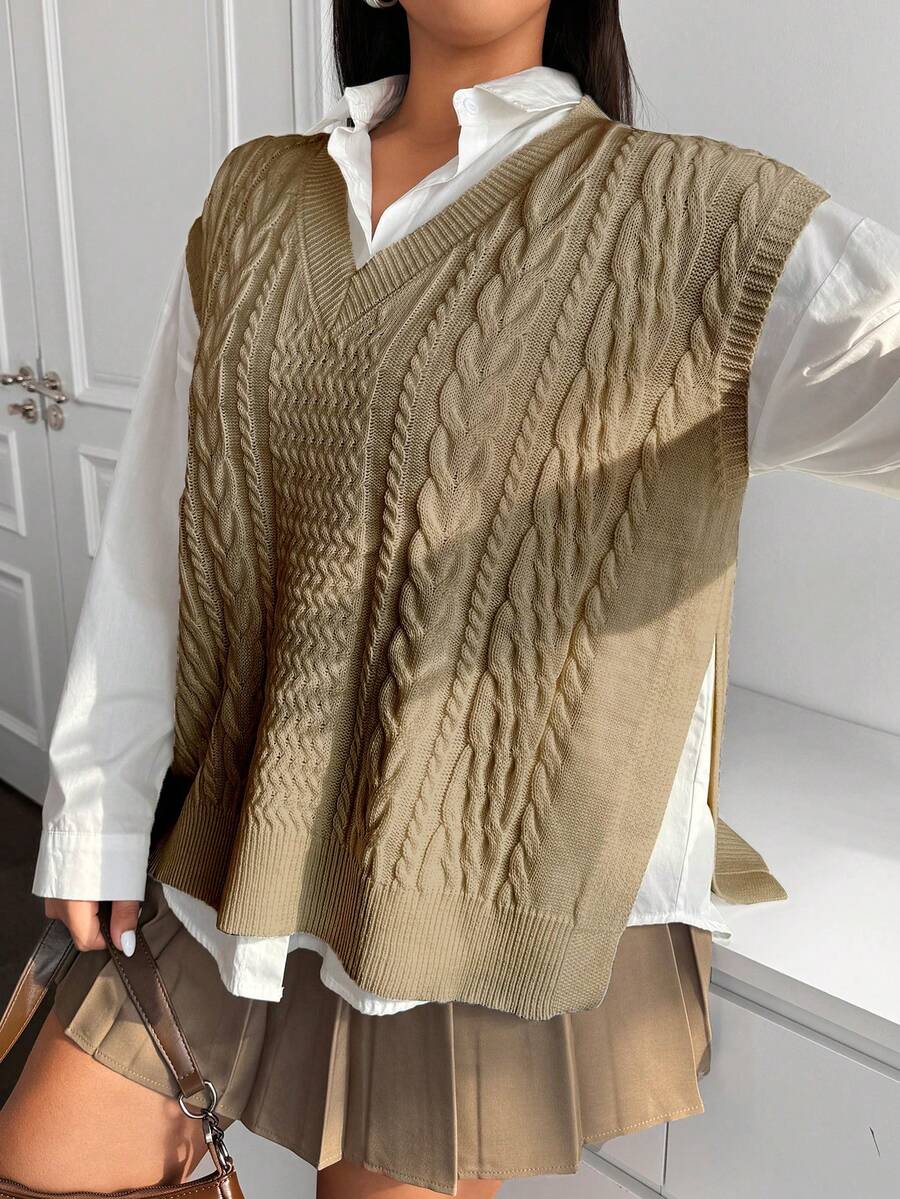 Flirla 大码女式 V 领休闲针织背心，带麻花图案和侧开衩下摆，秋冬 - 卡其色 - 查看 1