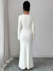 Rafferiza Women's Solid Color Round Neck Fitted Dress, Autumn, Christmas - White - View 2