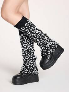 ROMWE Goth 1双可爱卡哇伊爱心豹纹白底阔腿套 - 白黑色 - 查看 1