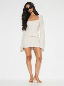 KIZN Blusa de manga larga con hombros descubiertos y estilo de corsé con detalle de botones delanteros para otoño e invierno - Crema - Ver 4