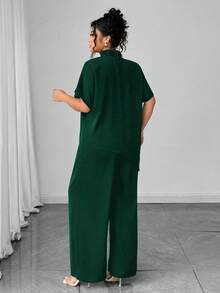Elenzga Setelan 2 Potong Wanita Ukuran Plus Kasual Leher Tinggi Lengan Pendek Hem Asimetris + Celana Panjang Lebar Polos - Dark Green - View 2