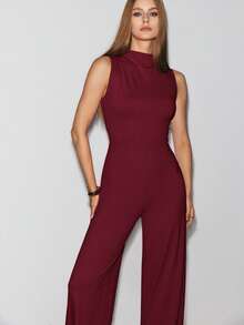 ATUI Studio 优雅无袖褶皱阔腿连体裤，黑色，百搭，适合日常穿着、约会、郊游、派对、聚会 - 不对称连体裤、阔腿连体裤、浪漫连体裤、休闲连体裤、优雅连体裤 - 酒紅色 - 查看 5