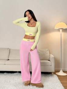 SHEIN PETITE 2件套 女士春夏家居轻薄运动休闲粉色磨毛毛衣裤搭配黄色腋下撞色短袖上衣套装，字母徽章，保暖舒适，秋季 - 粉色 - 查看 12