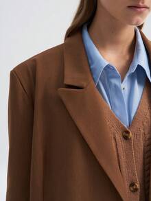 Airaco 现代都市简约单扣通勤西装外套和裤子套装 - 棕色 - 查看 6