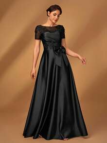 Serin 优雅奢华浪漫网纱拼接缎面褶皱奢华串珠贴花短袖蝴蝶结A字裙摆连衣裙，适合晚宴、约会、度假、舞会、婚礼、新娘母亲礼服、情人节等场合。 - 黑色 - 查看 3