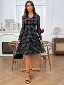 EMERY ROSE Váy ngắn thanh lịch cổ chữ V ren tương phản dành cho nữ - màu đen - Xem 6