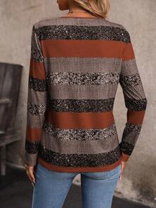 EMERY ROSE Áo thun nữ cổ chữ V xếp ly họa tiết khối màu - Nhiều màu - Xem 2