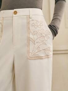 Cévolie Calça feminina folgada, casual, com bolsos bordados florais e pernas largas - Bege - Ver 1