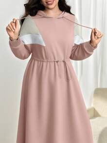 Modelyn 大码撞色连帽休闲收腰长袖连衣裙，百搭秋冬装 - 粉色 - 查看 6