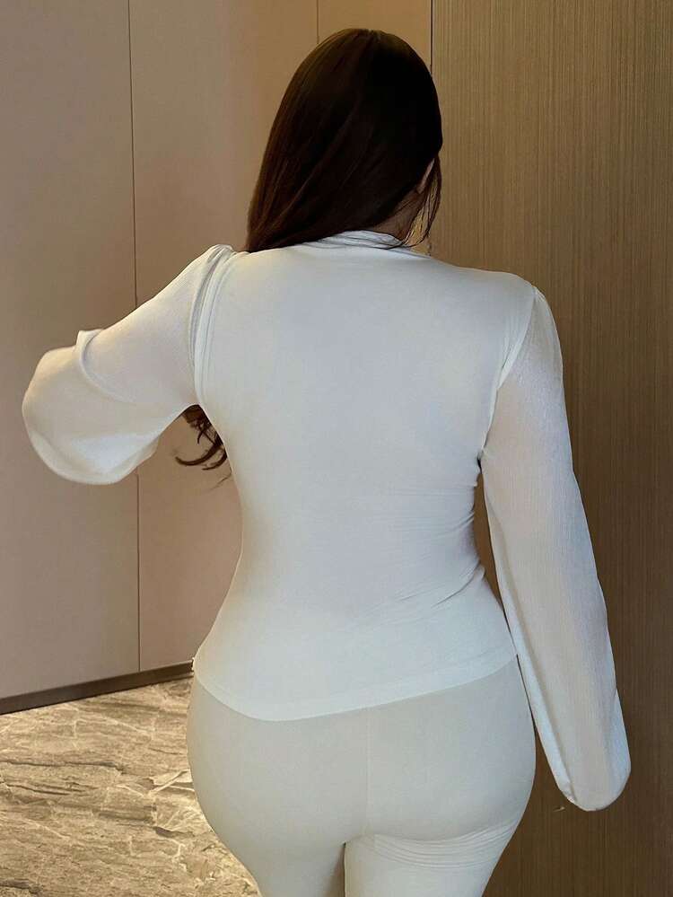 Dazy Plus Plus Size Women Contrast Lace Elastic Tight Fitted Cropped White Long Sleeve T-Shirt