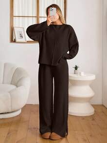 EURMUSE "Soft Glow Luxe Lounge Set" – Minimalist Knit Co-Ord In Mocha Brown - Brown - View 3