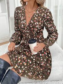 SHEIN Frenchy Váy dài tay cổ chữ V in họa tiết ngẫu nhiên dành cho nữ - Cà phê nâu - Xem 4