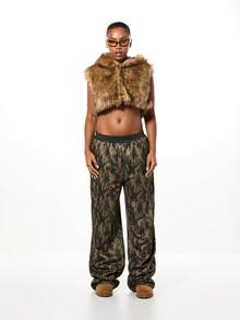 SUMWON WOMEN 女士宽松运动裤，迷彩印花，金属铆钉装饰，休闲街头风长裤 - 棕色 - 查看 4