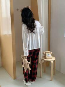 优雅简约少女冬季狐狸印花刺绣白色上衣和红黑格子裤休闲舒适长袖家居服两件套 - 紅色 - 查看 2