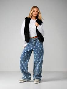 Missguided x Playboy 仿皮草连帽背心，饰有兔子标志，适合冬季分层穿着和休闲街头服饰 - 黑色 - 查看 5