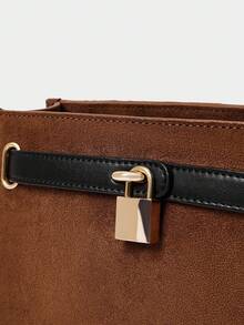 SHECARRY 女士斜挎包，绒面革，PU材质，五金挂锁装饰，时尚，优雅，简约，个性，百搭，经典，适合通勤，办公，约会，日常，购物，下午茶 - 棕色 - 查看 7