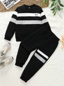 Genkimix Kids 2 pièces/Set Jeune garçon Vêtements de sport décontractés Streetwear sweat-shirt rayé ailes mignonnes + Pantalon, Convient pour port quotidien, l'école, les sorties, les sports, printemps et l'automne, offrant de multiples options d'assortiment pour les tout-petits garçons. La conception générale est simple et généreuse, confortable et à la mode à porter. Cet ensemble de survêtement sera un choix pratique et élégant dans la garde-robe des tout-petits garçons. - Multicolore - Voir 1