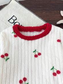 SHEIN 2件套女童樱桃印花长袖上衣和裤子套装，可爱活泼，舒适休闲家居服，冬季女童睡衣，樱桃睡衣套装，儿童圣诞睡衣 - 彩色 - 查看 6