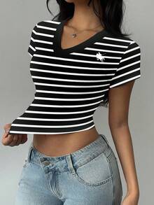 SHEIN BASICS Women's Fashion Knight Embroidery Striped Slim Fit Short Sleeve V-Neck T-Shirt, Summer - Black - View 7