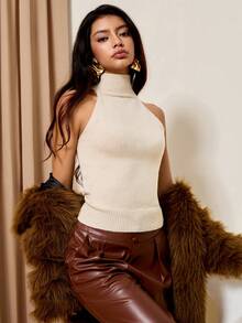 Lyxana New Solid Color Fitted Halter Neck Open Shoulder Knit Top - Apricot - View 4