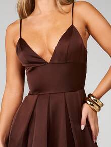 MISSGUIDED Deep V-Neck Pleated Mini Dress With Adjustable Straps For Party Evening Occasions - Coffee Brown - View 4