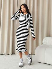 SHEIN PETITE 女式黑白罗纹紧身连帽连衣裙 - 黑與白 - 查看 5