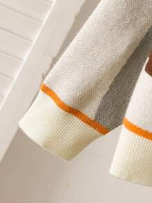 SHEIN Áo khoác cardigan xanh lá cây đa năng cho bé gái tuổi teen với họa tiết hoạt hình jacquard dễ thương - Áo len dệt kim dài tay cổ tròn mềm mại, nhẹ nhàng kiểu mới dành cho bé gái, thích hợp mặc hàng ngày và mùa thu/đông - Màu be - Xem 7