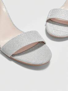 CUCCOO BIZCHIC Cuccoo 女士搭扣设计时尚优雅高跟凉鞋，适合派对和聚会场合 - 銀色 - 查看 8