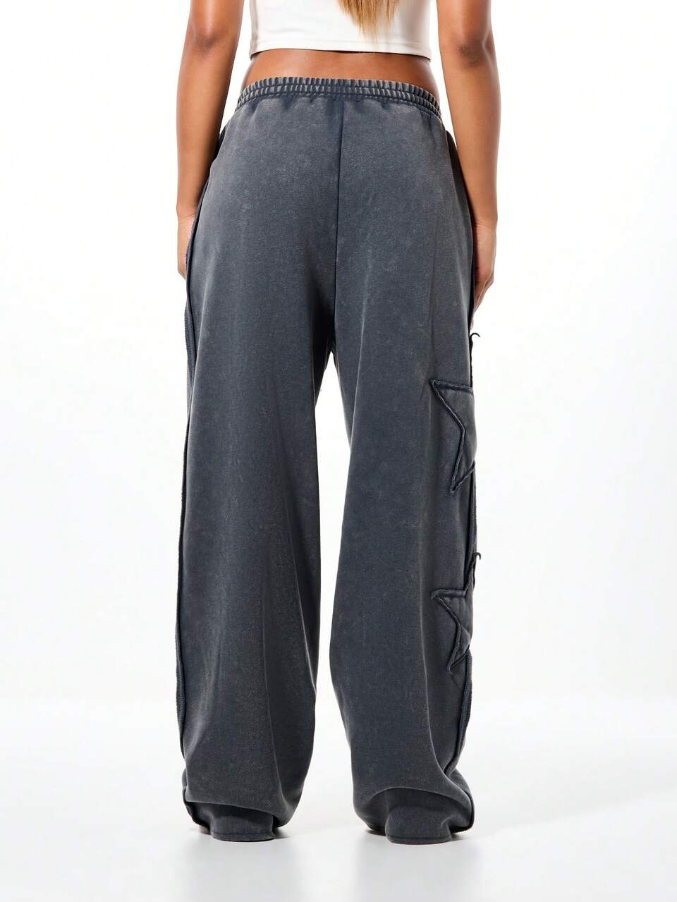 SUMWON WOMEN Oversized Star Detail Washed Joggers