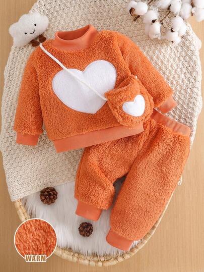 SHEIN 2pcs/Set Baby Girls Crew Neck Fleece Sweatshirt Long Sleeve Top With Heart Embroidery & Elastic Waist Pants Set, Warm, Soft, Comfortable, Casual, Cute, Fashion, Suitable For Daily Wear, Winter