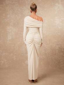 Lumalex 女式斜领露肩褶饰长袖修身腰连衣裙 - 杏色 - 查看 3