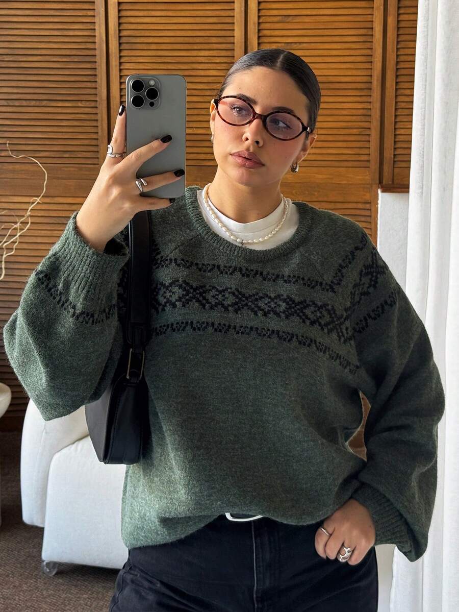 Dazy Plus Plus Size Women Loose Fit Patterned Jacquard Colorblock Christmas Holiday Pullover Sweater, Autumn/Winter