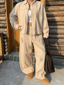 Dazy Plus 2 件大码女式牛仔套装，短款口袋翻领宽松上衣夹克和直筒牛仔裤，街头风格 - 杏色 - 查看 6