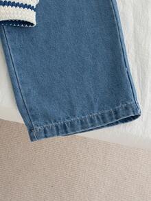 Genkimix Kids 2 件套幼儿女童秋季新款服装，条纹毛绒针织黑白超大开衫夹克，休闲直筒蓝色牛仔裤，时尚简约儿童套装 - 彩色 - 查看 4