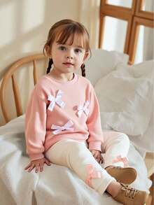 SHEIN Vintaside Kids 2 件套女婴休闲百搭舒适可爱针织面料蝴蝶结装饰圆领宽松套头衫和修身裤子套装，适合室内和室外，性价比高 - 彩色 - 查看 1