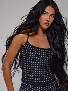 MUSERA 铆钉镂空修身背心，秋季晚宴、优雅性感派对、节日等场合皆宜，舒适百搭，春夏季节必备。 - 黑色 - 查看 2