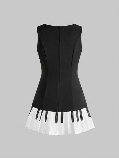 ROMWE Kawaii Vestido mini entallado de línea A con estampado de teclado de piano, estilo universitario