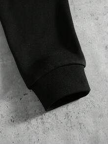 PAVTROS Ensemble deux pièces pour hommes composé d'une veste de mode confortable avec broderie et d'un pantalon long à taille élastique. Ensemble jogging noir, tenue de ville Y2K avec sweat-shirt à capuche et pantalon pour hommes - Noir - Voir 10