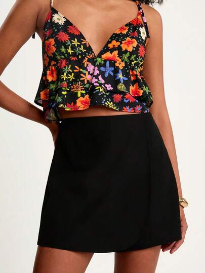 CAJUNI Saia-calça curta feminina casual para férias, preta, com bainha assimétrica, roupa versátil, item único