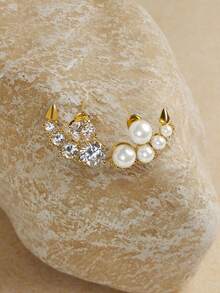 Opalesca 不对称珍珠耳环，前后闪烁设计，女士耳环 - 金色 - 查看 1