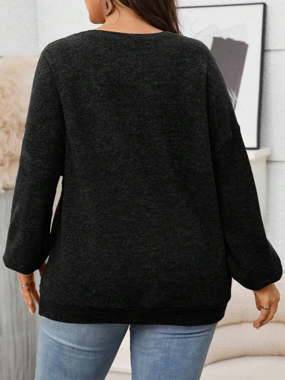 Plus Size Solid Color Minimalist Casual Soft Form Decent Crew Neck Long Sleeve Sweatshirt, Women's Autumn Black Top, Smart Everyday Wear Homewear