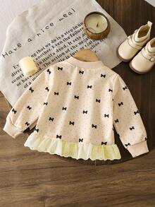 SHEIN Vintaside Kids 女婴时尚刺绣荷叶边下摆印花卫衣 - 杏色 - 查看 2