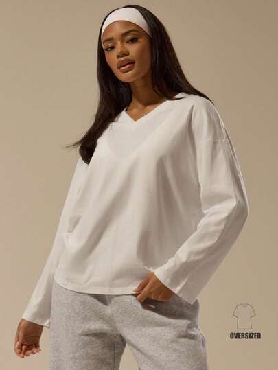 MUSERA ESSENTIALS 宽松V领长袖卫衣，秋冬季休闲日常百搭基础款，适合圣诞节、感恩节等节日穿着，优雅喜庆。