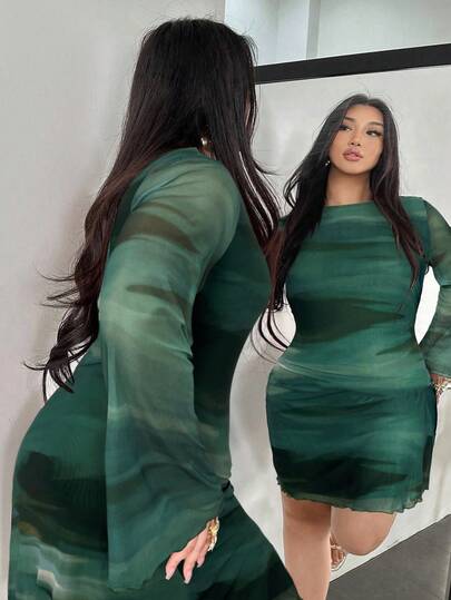 Truni Plus Size Women's Ombre Gradient Print Backless Flare Sleeve Mini Mesh Sheer Sexy Flare Sleeve Dress, Vacation Dress, Sexy/Vacation/Beach/Romantic/Music Festival/Casual Green Sexy Dress Green Dress Curve Green Short Dress See Through Dress Sexy Dress Curve Green Curve Dress Green Long Sleeve Dress Green Sheer Dress Sexy Green Dress/ Spring To Summer