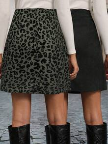 SHEIN LUNE Bộ váy nhung kẻ họa tiết da báo thu/đông và vải nhung kẻ trơn màu dành cho nữ - Nhiều màu - Xem 2