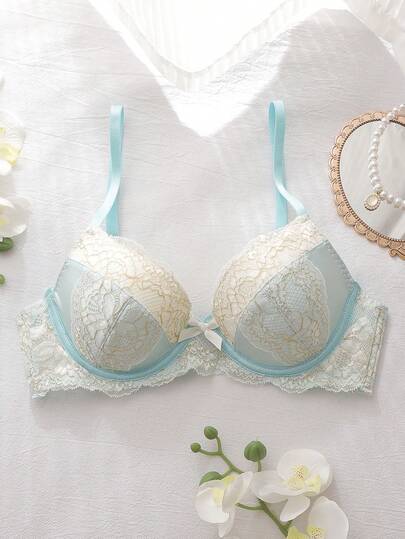 DelicateAllure Reggiseno imbottito con ferretto in pizzo e raso di colore azzurro chiaro, lavorazione artigianale a uncinetto, supporto confortevole, stile giovanile