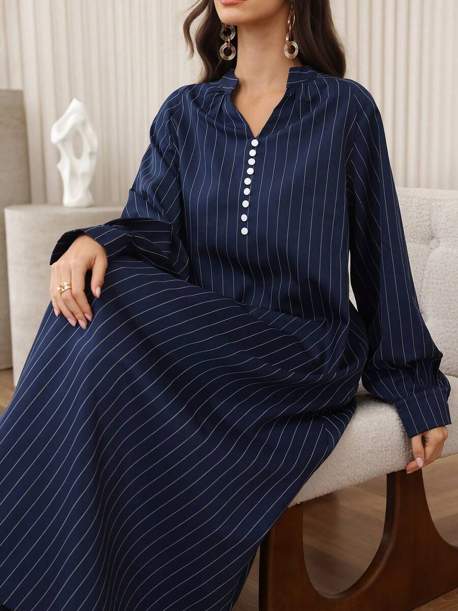 SHEIN Najma 秋冬立领纽扣长袖条纹印花喇叭形女式阿拉伯连衣裙 - 藏蓝色 - 查看 1